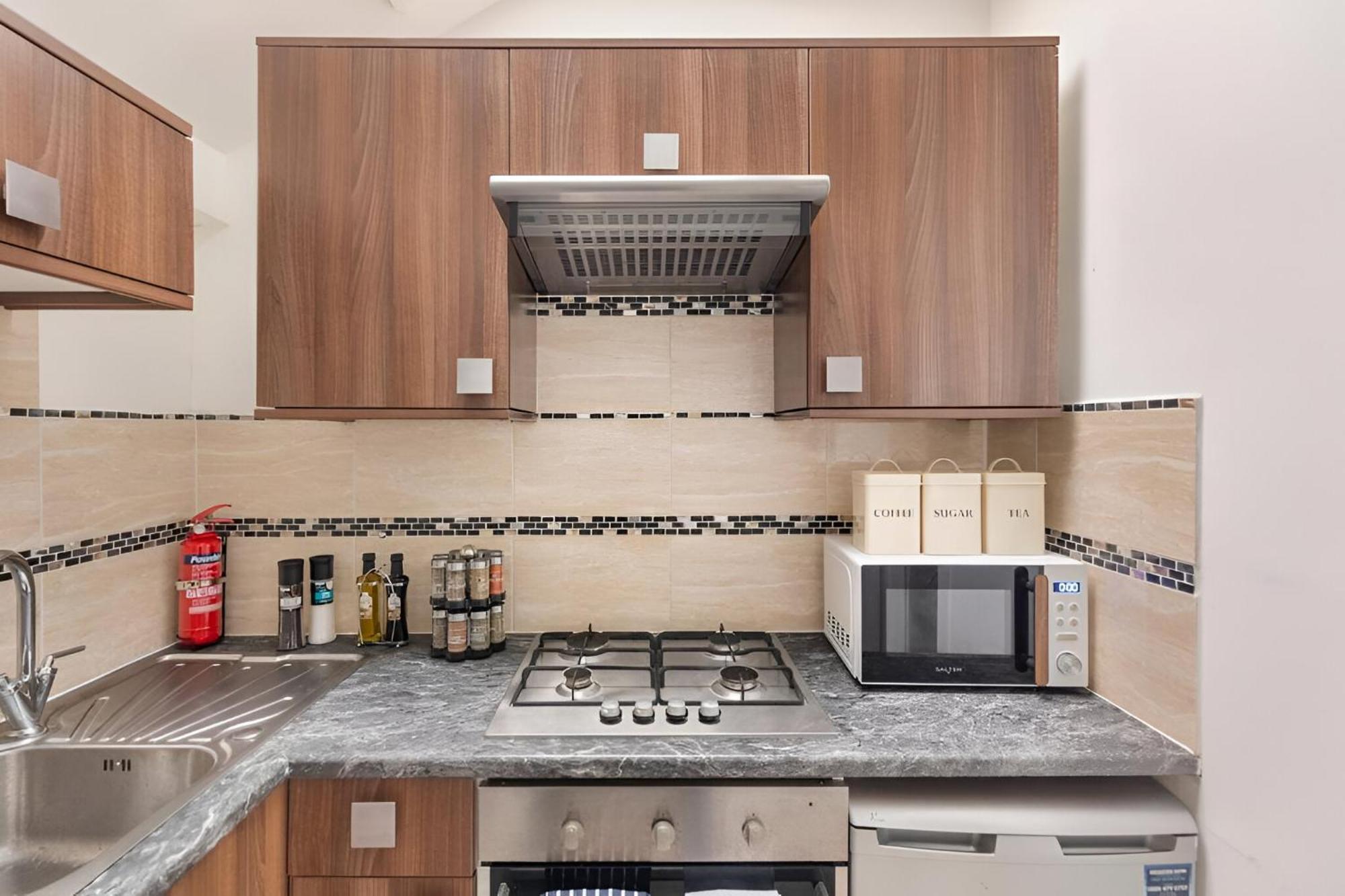 Urban Vibes, Modern 2br Flat In Prime Spot * Londra